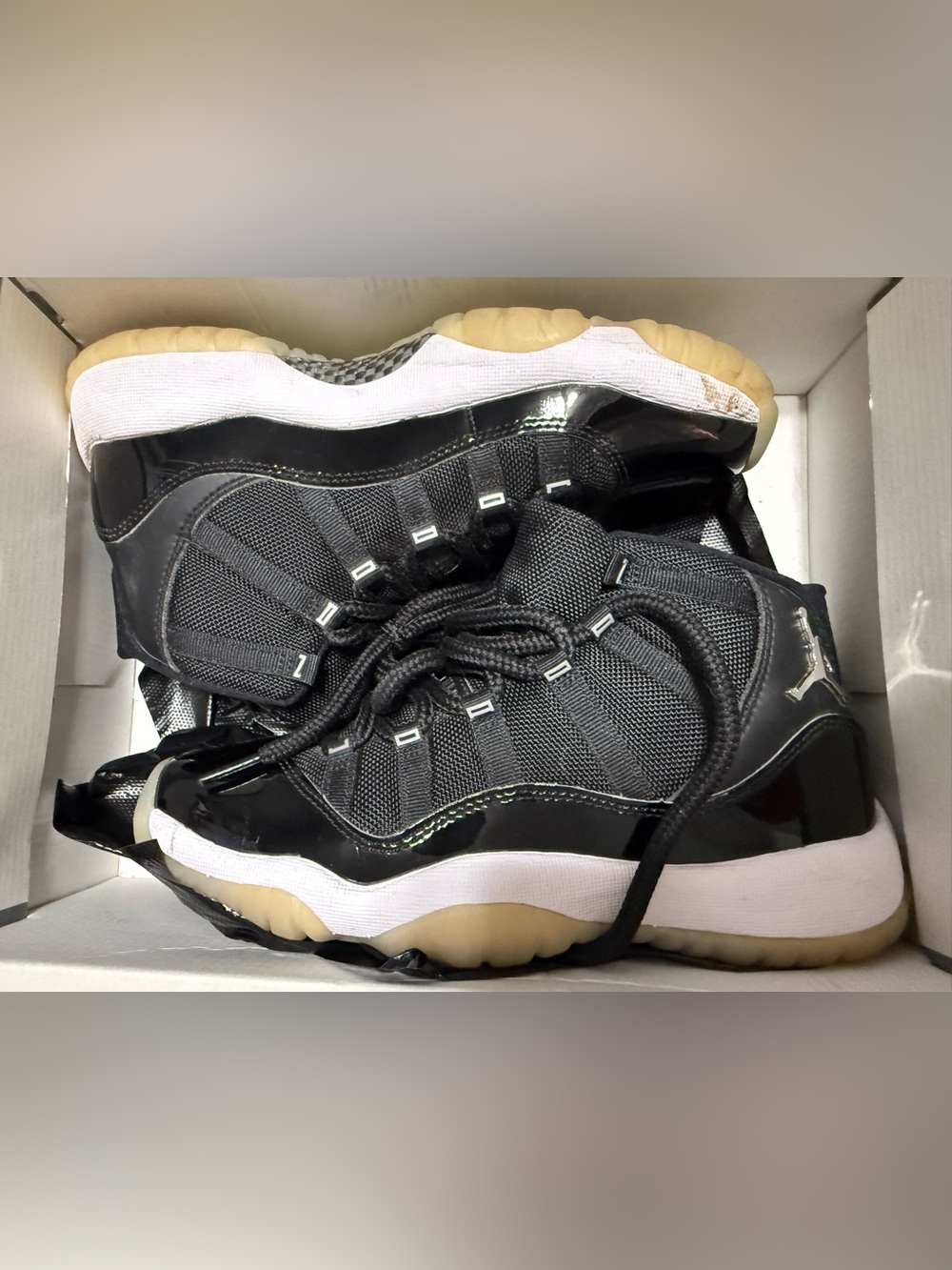 Jordan 11 Retro (GS) Black and White Box Label